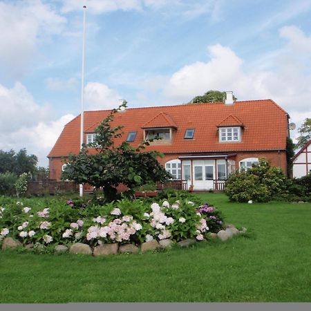 Jungshoved Praestegard B&B Praesto Exterior photo